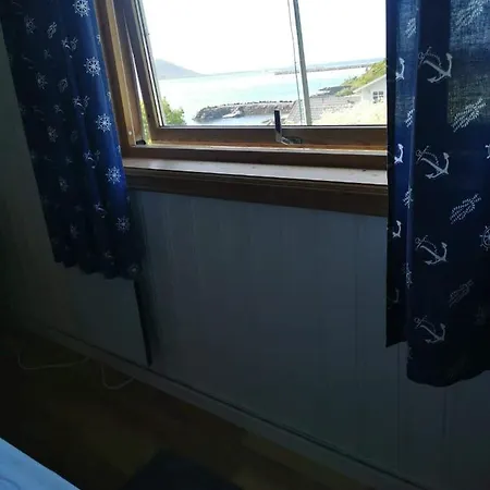 Guest house Myre Holiday
